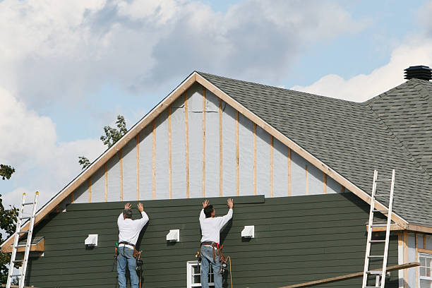 Professional Siding Contractor technician working in Weston, NJ